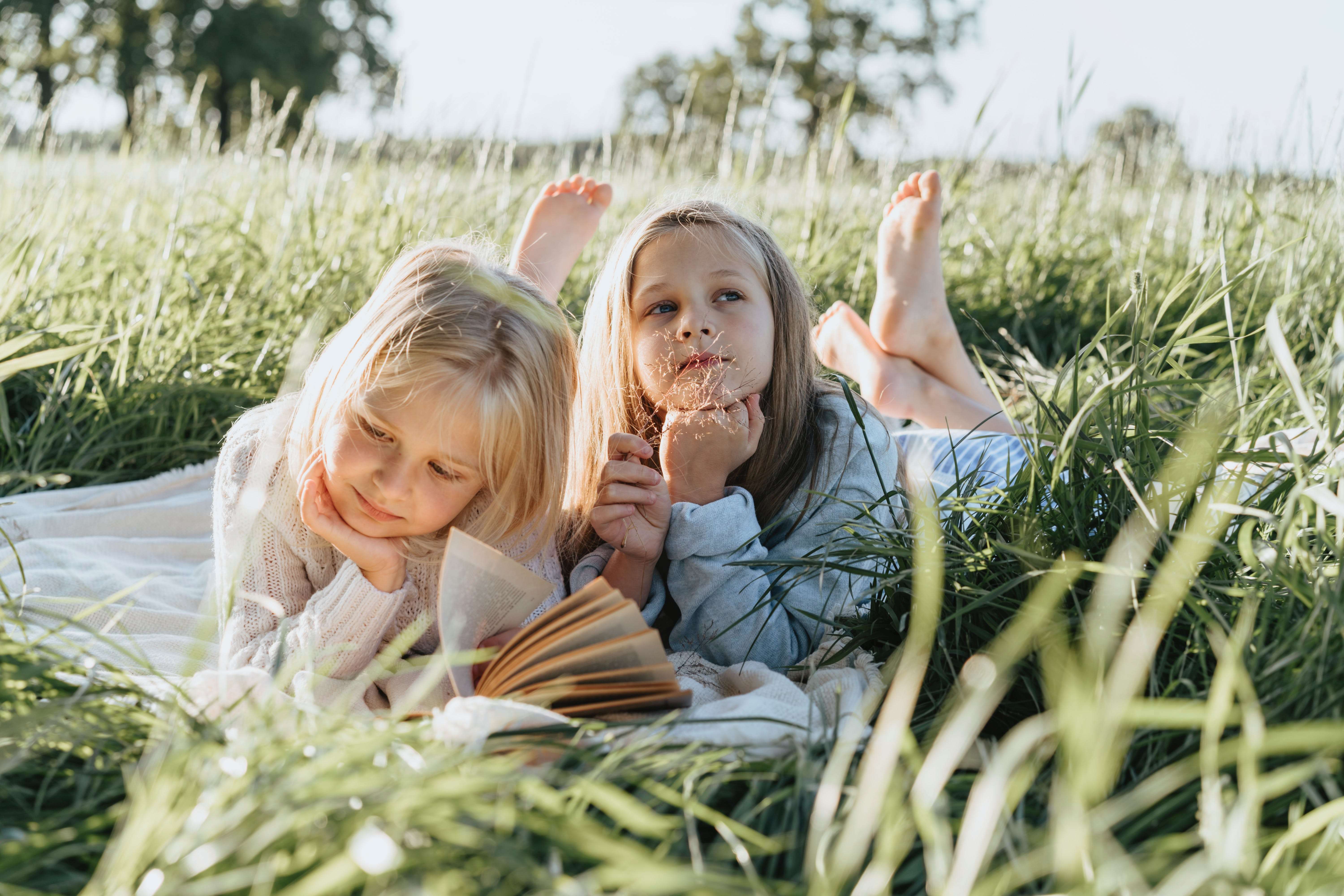 Read more about the article Benefits of Reading for Children (H2)